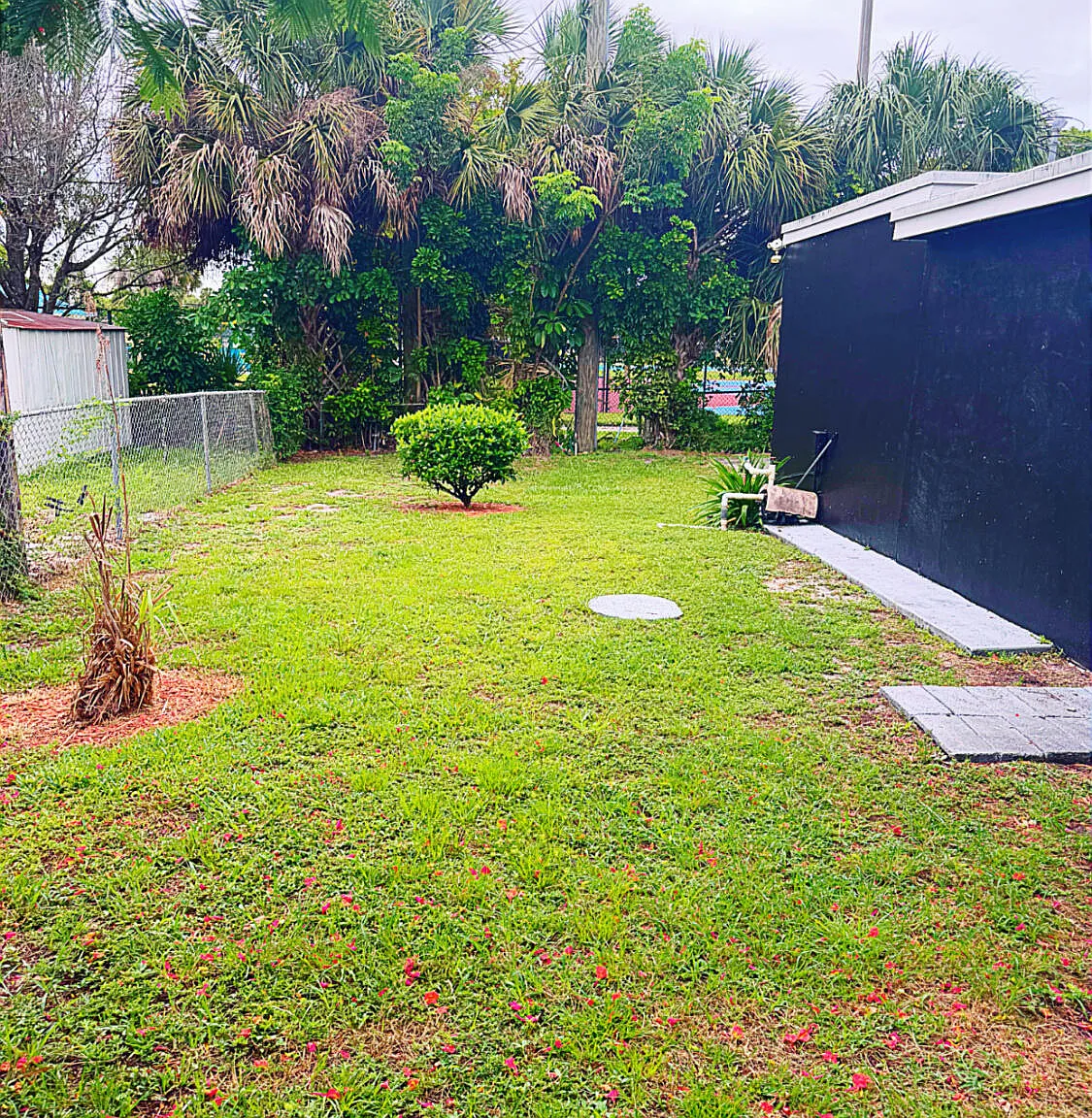 1 bed, 1.0 bath, 1718 sqft, $1,800 — Photo 2