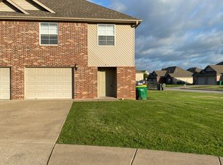 232 Rose St, Centerton, AR 72719