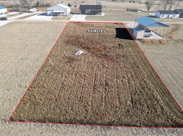 5 Lighthouse Dr, Monticello, KY 42633