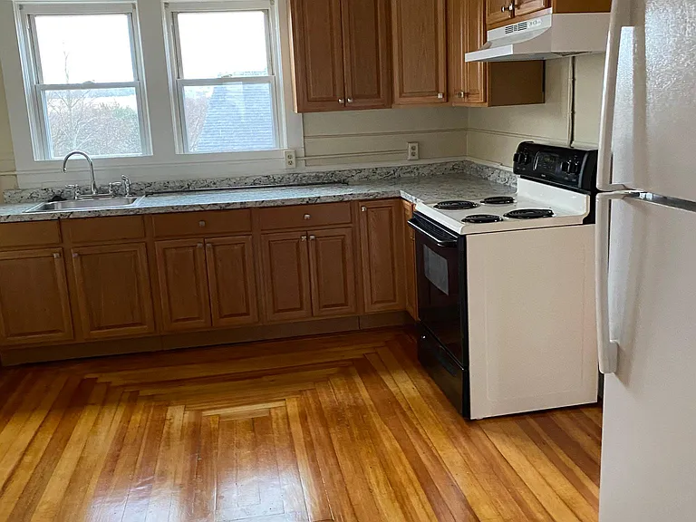 55 Gough Ave #2 — Photo 22