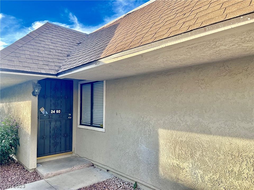 1st image of 2460 Paradise Village Way