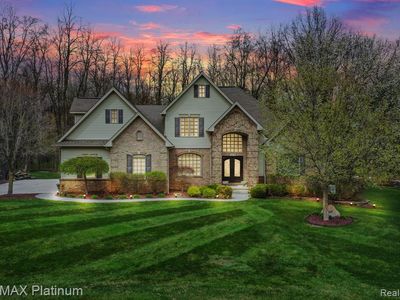9119 Blue Ridge Dr, Brighton, MI, 48116