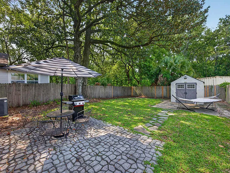 2779 Dellwood Ave #ID1598550P — Photo 40