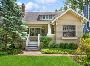 888 Cherry St, Winnetka, IL 60093