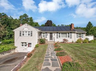 26 Oakland St, Palmer, MA 01069
