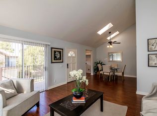 8080 E Oak Ridge Cir, Anaheim, CA