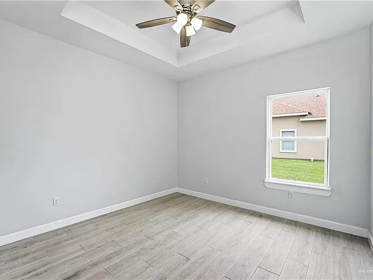 1212 Esperanza St — Photo 14