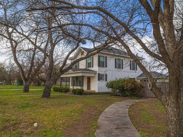 409 Melwood Ave, Brownwood, TX 76801