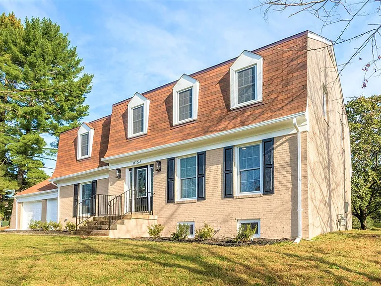 8156 E Buckspark Ln — Photo 3