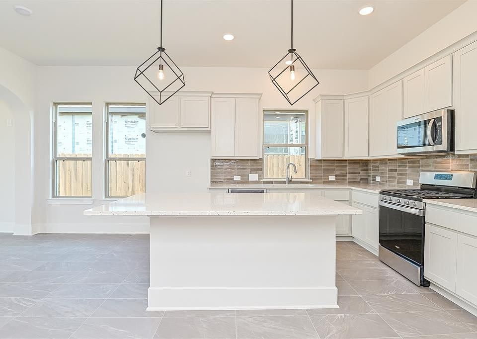 1st image of 7207 Winterberry Glen Ln