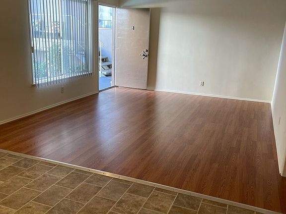 2nd image of 5050 Tujunga Ave #5