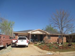 301 Reynolds Rd, Edmond, OK 73013