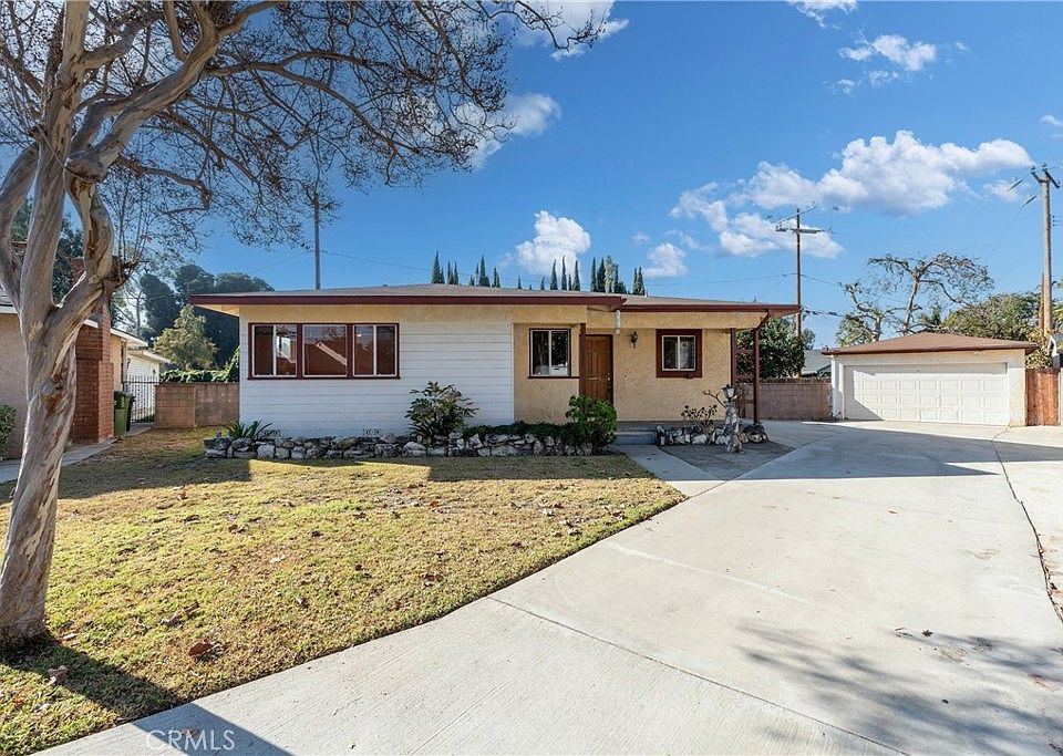 1st image of 10555 La Cima Dr