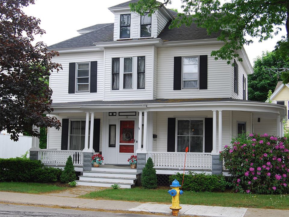 Beautiful wrap around porch