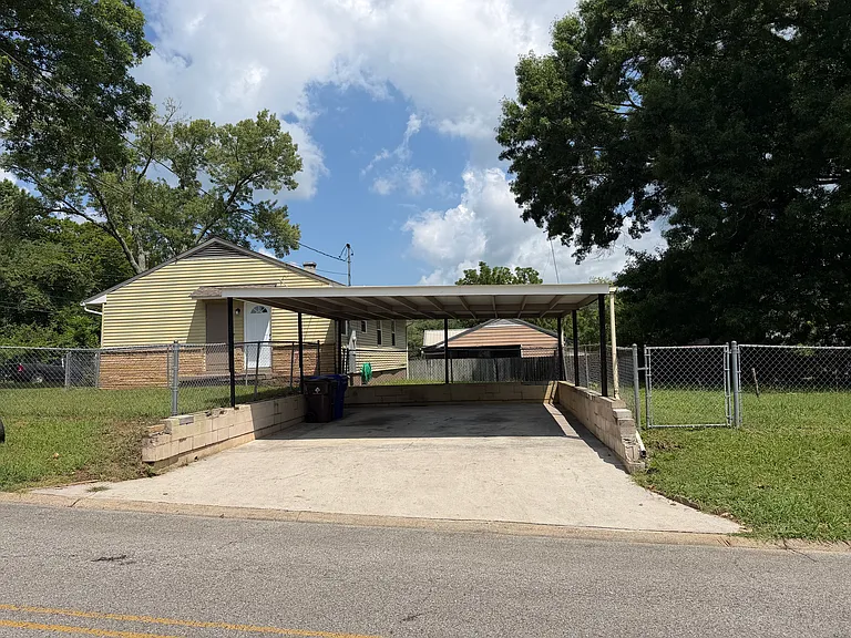 90 Arkansas Ave — Photo 13