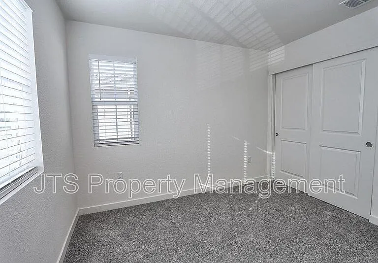 2097 Shady Tree Cir — Photo 62