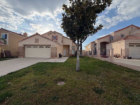 3rd image of 39789 Via Castana