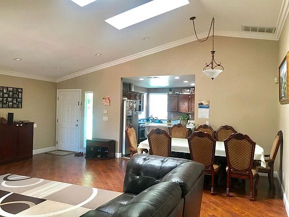 4th image of 3524 Black Eagle Dr