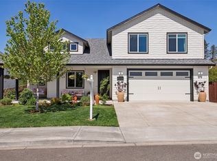 2031 E 9th Street, La Center, WA 98629