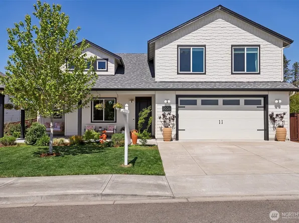 2031 E 9th Street, La Center, WA 98629