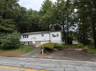 19 New Searles Road, Nashua, NH 03062