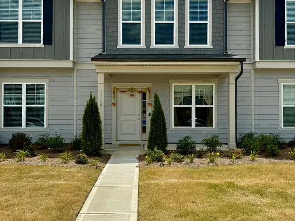 16220 Leading St, Charlotte, NC 28273