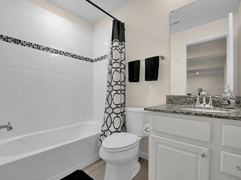 6468 Holly Ln — Photo 25