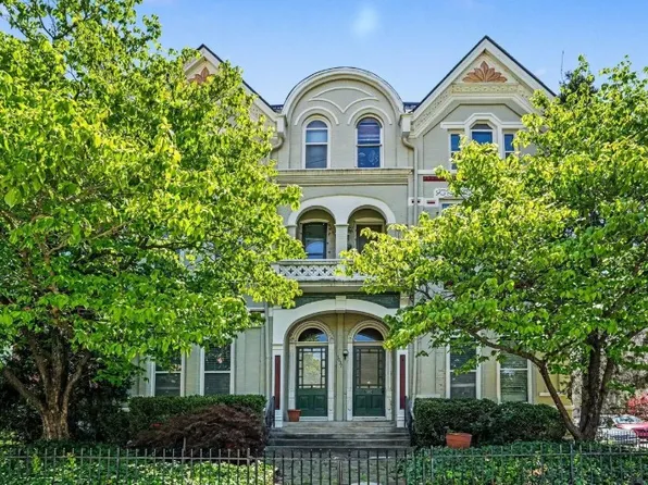 1037 S 4th St, Louisville, KY