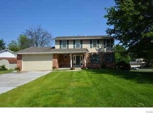 200 Timberidge Dr, Saint Peters, MO 63376