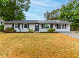 20 Camardo Dr, Wareham, MA 02571