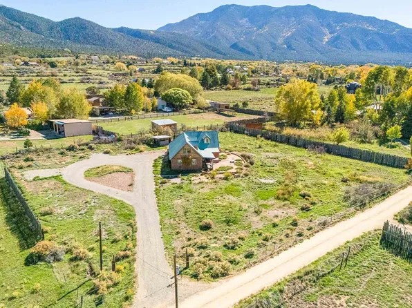 71 Calle Martinez, El Salto, NM 87514