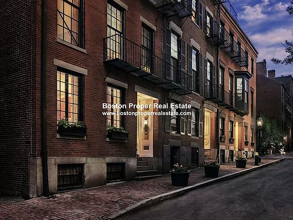 98 Myrtle St. Boston - Beacon Hill Building Photo 2