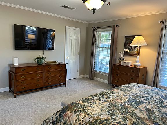 Master with 65" smart TV