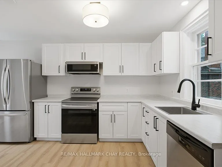 15 Parkside Dr #3 — Photo 14