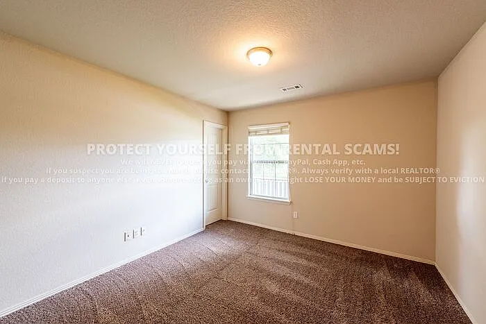 4312 W Pecan St — Photo 9
