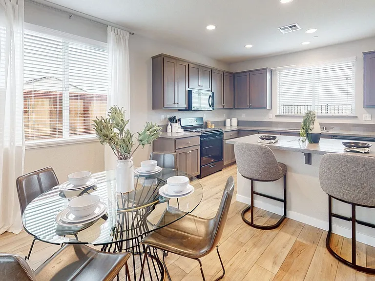 1574 Abundance Way — Photo 5