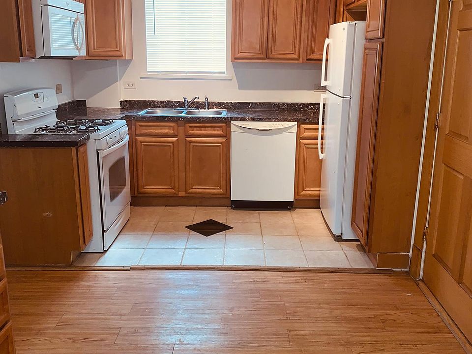 1st image of 2352 N Lowell Ave #1