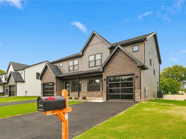 832 Hunter St N, Catasauqua Bor, PA 18032