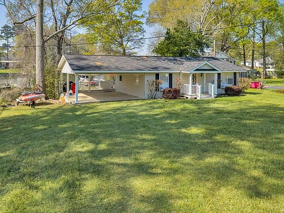 5th image of 782 Spring Creek Rd