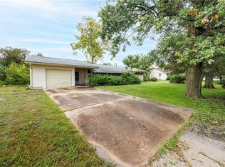1116 N 3rd St, Fredonia, KS 66736