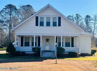 20 Pine Hall Rd, Mathews, VA 23109