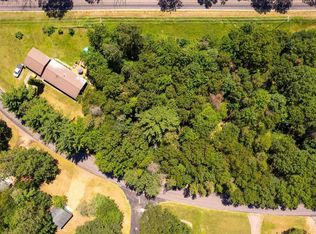 1079 W Queens Way, Nekoosa, WI 54457