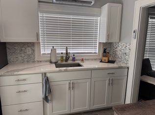 147 8th Ave N APT 1, Saint Petersburg, FL 33701