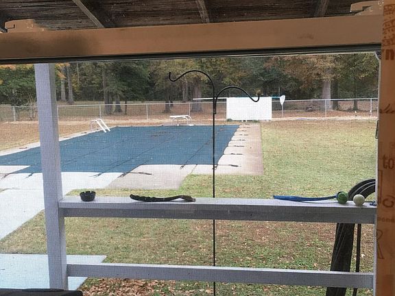 2nd image of 2106 Pinecrest Dr