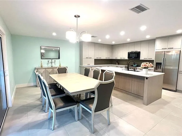 4836 Napoli Dr — Photo 4