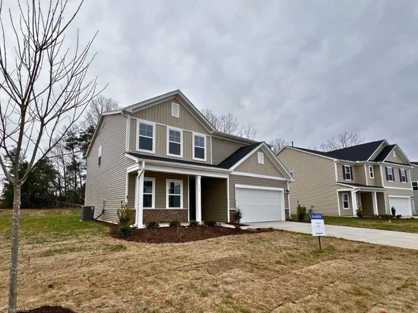 113 Palomino Dr, King, NC 27021