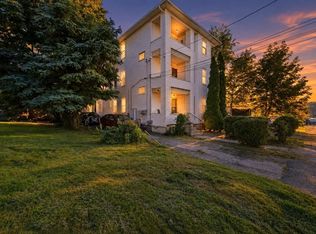 64 Francis St, Worcester, MA 01606