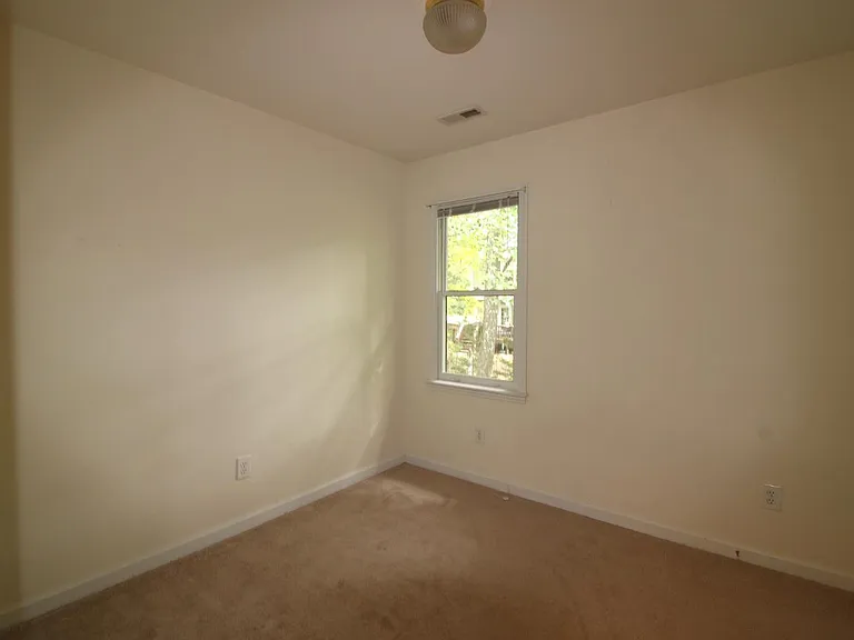 1437 Opal Ct — Photo 16