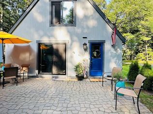 1 Clover Ct, Avon, CT 06001