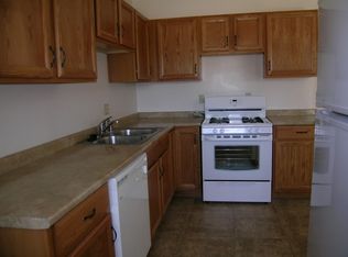 240 Oasis Dr, Ridgecrest, CA 93555